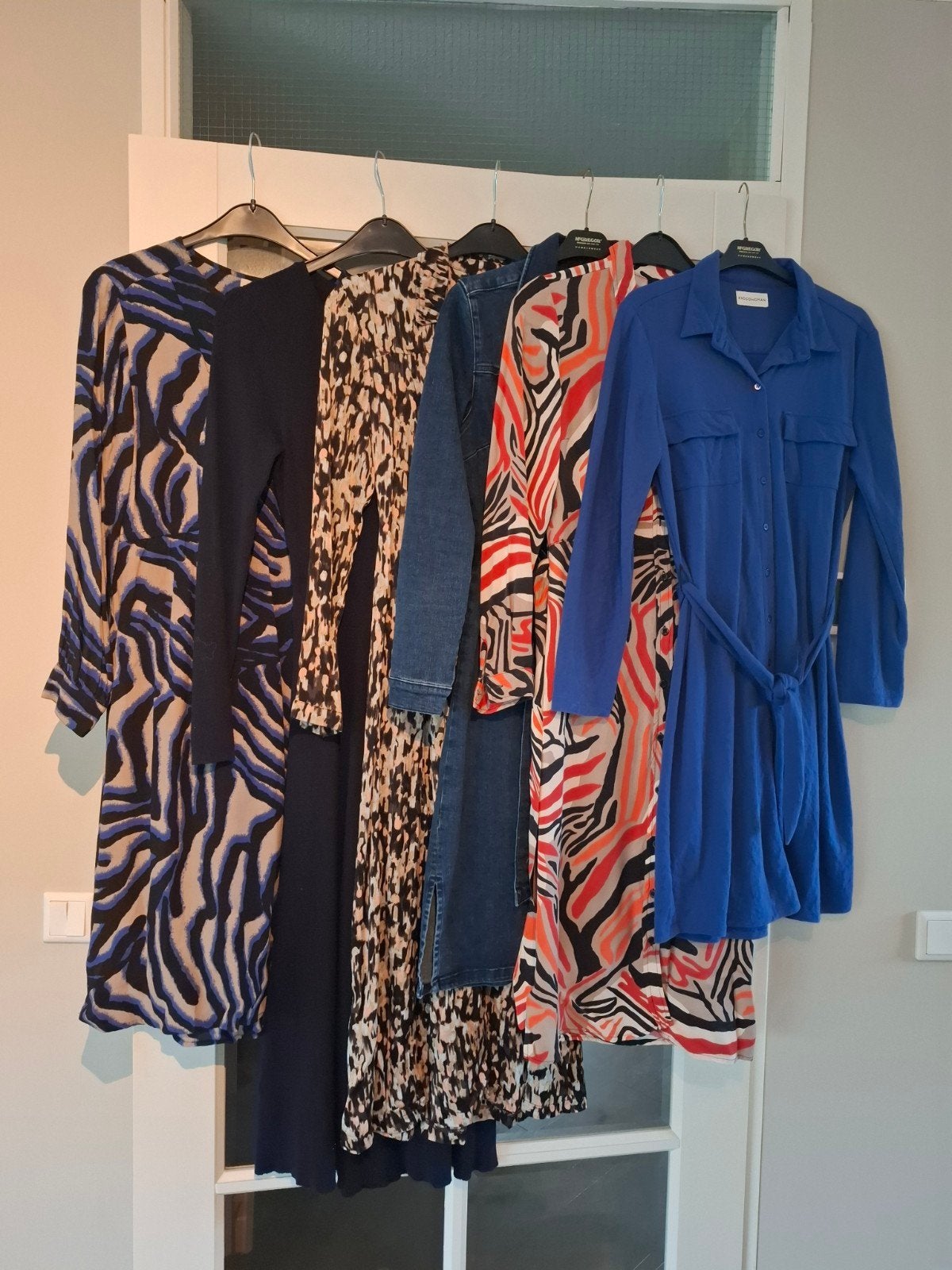 Heel veel merkkleding (pakket)dames  jurken/rokkenmaat S  36, Kleding | Dames, Ophalen of Verzenden, Zo goed als nieuw, Maat 36 (S)