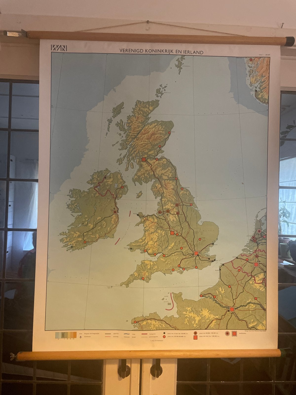 Wandkaart Verenigd Koninkrijk en Ierland, Boeken, Verenigd Koninkrijk, Ophalen of Verzenden, 1800 tot 2000, Landkaart