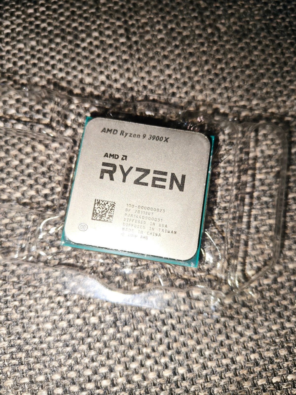 AMD Ryzen 9 3900X Processor - 12 Cores, Hoge Prestaties, Computers en Software, Processors, Zo goed als nieuw, 12-core, 4 Ghz of meer