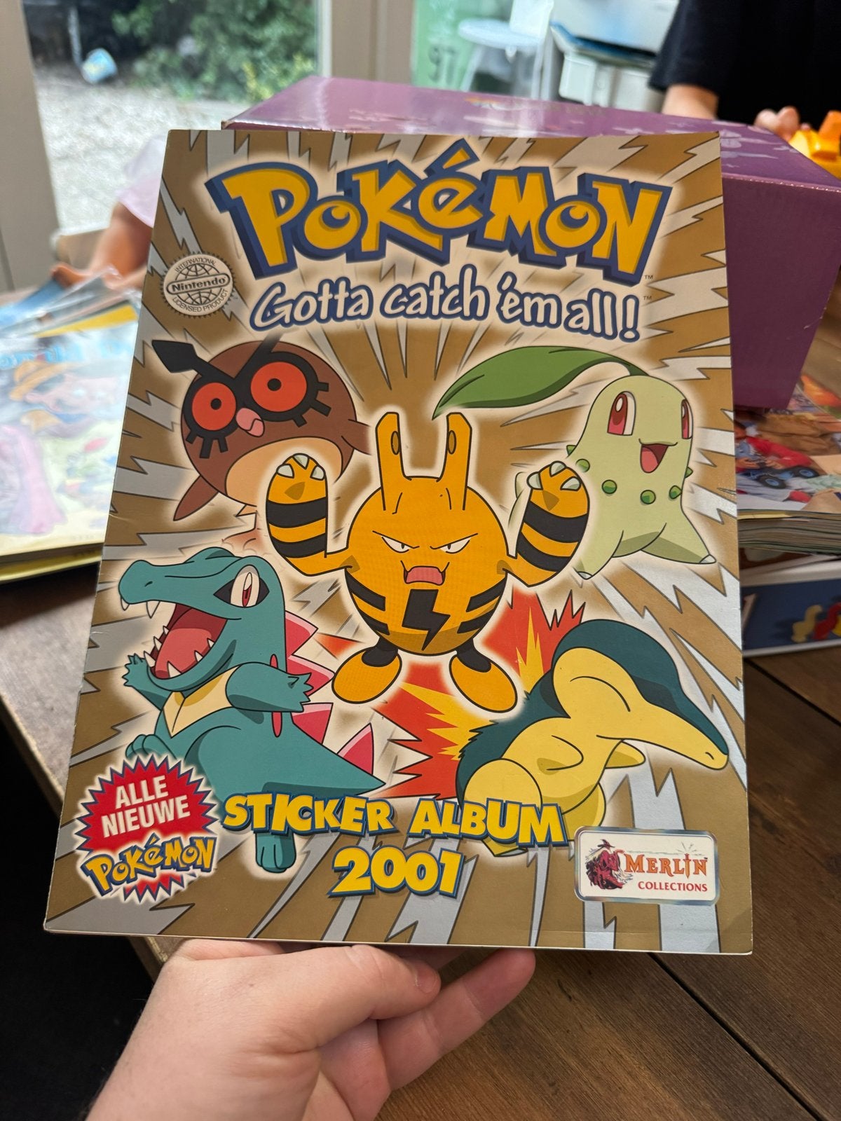 Pokémon Sticker Album 2001 - Merlin Collections, Ophalen of Verzenden, Zo goed als nieuw, Boek of Catalogus