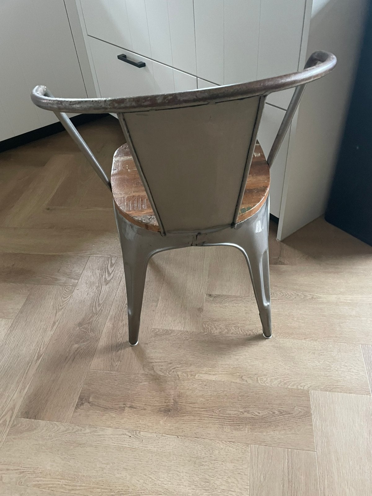 Eetkamer stoelen, Huis en Inrichting, Ophalen, Gebruikt, Twee, Hout