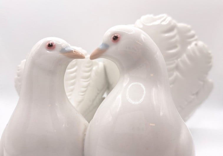 Lladro Duivenpaar #1169, Verzenden