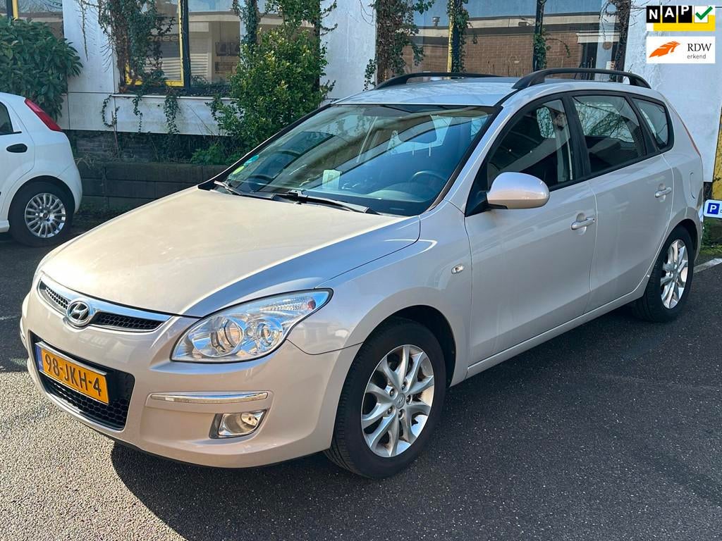 Hyundai I30 CW 1.6i Dynamic Business/ APK mei 2027/ 2de eige, Auto's, Gebruikt, 1591 cc, 4 cilinders, Origineel Nederlands