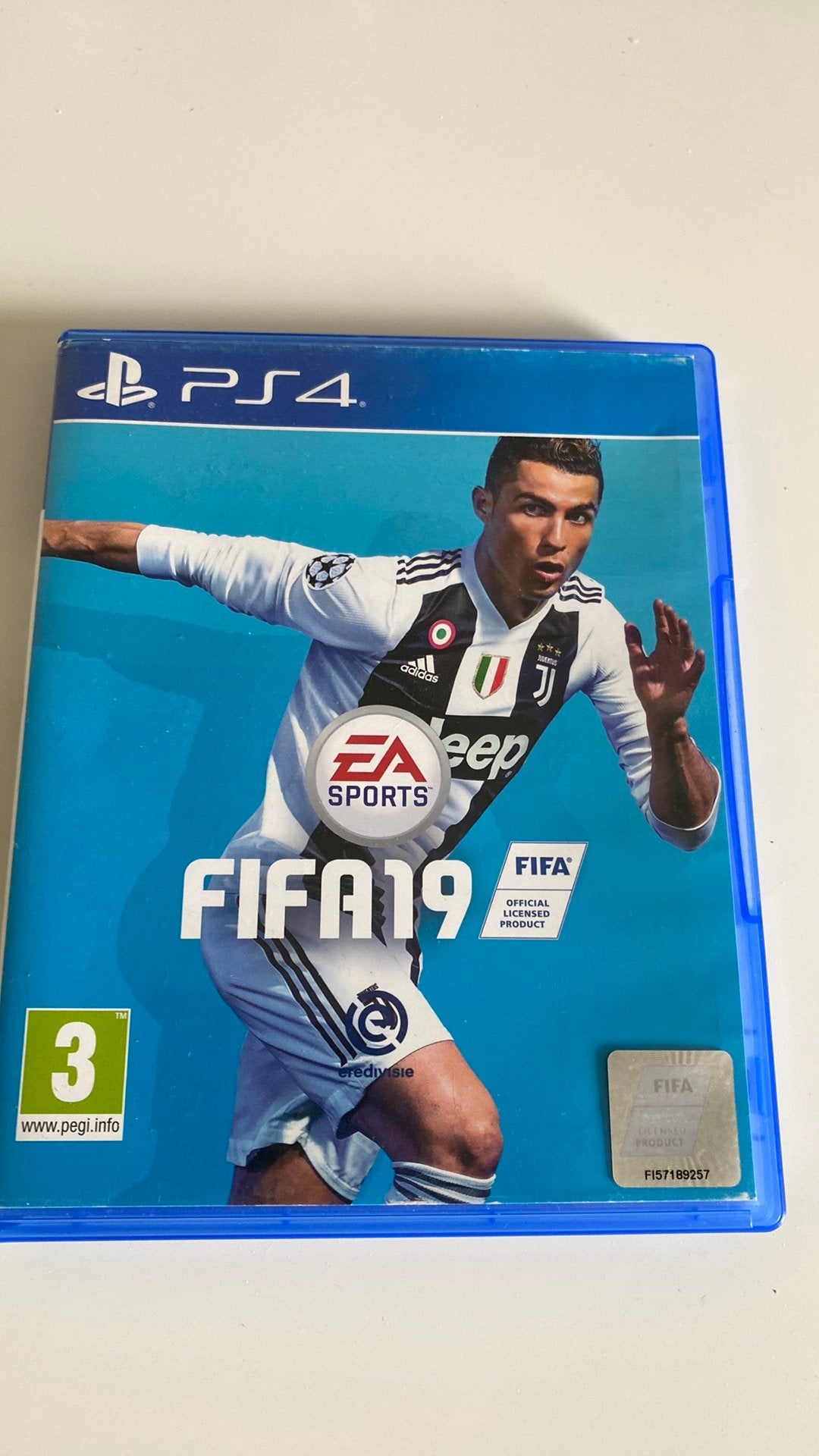 Fifa 19 (ps4), Spelcomputers en Games, Ophalen, Gebruikt, Eén computer, 3 spelers of meer