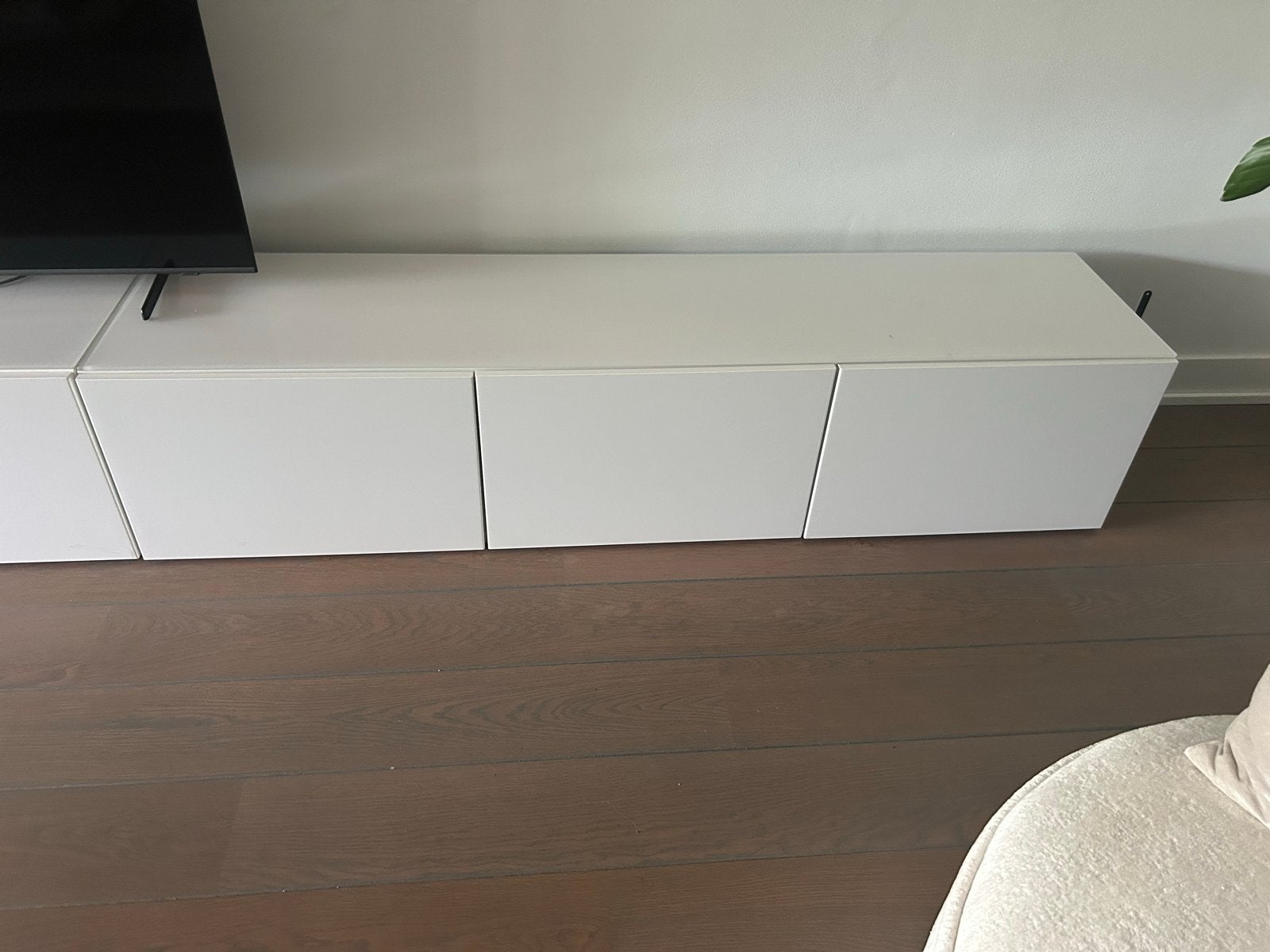 IKEA Besta TV meubel hoogglans wit met melkglas plaat 160cm, Huis en Inrichting, Kasten | Televisiemeubels, Ophalen, Zo goed als nieuw