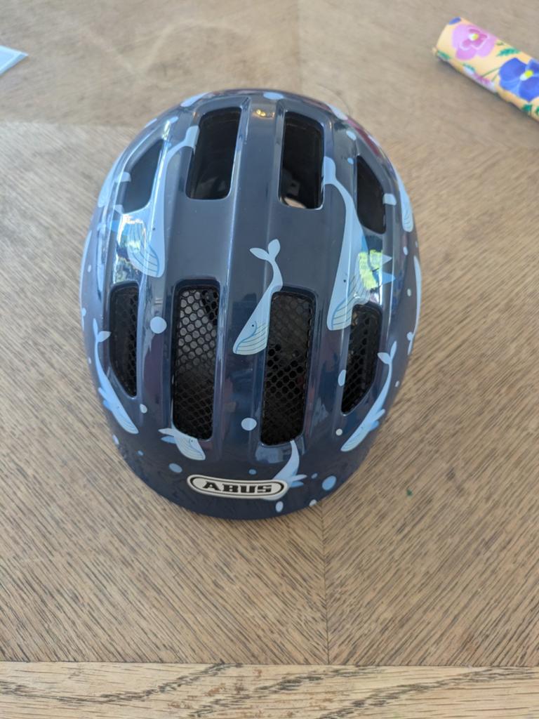 Abus kinderhelm, zgan, maat 45-50 cm, Fietsen en Brommers, Fietsaccessoires | Fietshelmen, Jongen of Meisje, Overige maten, Ophalen of Verzenden