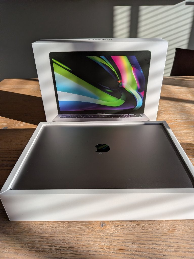 Apple MacBook Pro 13" | 24 GB | 512 GB SSD, Computers en Software, Apple Macbooks, Qwerty, 13 inch, 512 GB, Zo goed als nieuw