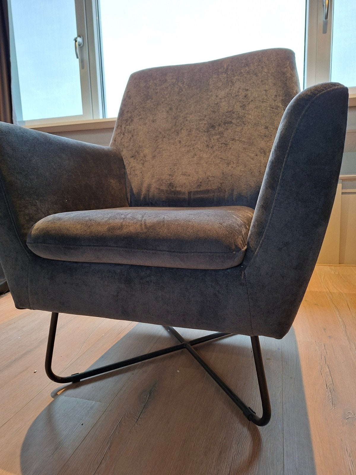 Donkerblauwe fauteuil, Ophalen, Zo goed als nieuw, 75 tot 100 cm, 50 tot 75 cm