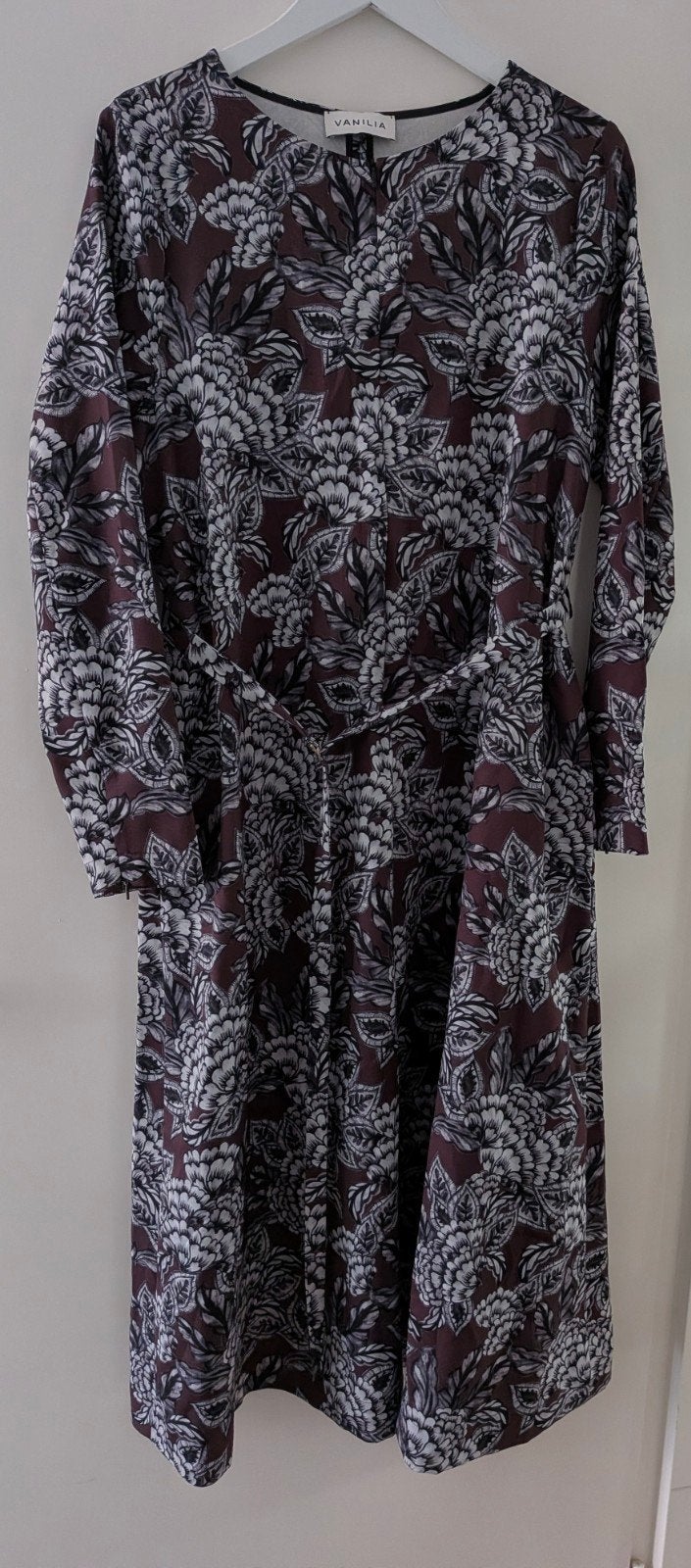 Vanilia Maxi Jurk Maat 42 met riem - Zakelijk & Casual, Vanilia, Bruin, Vanilia, Maat 42/44 (L)