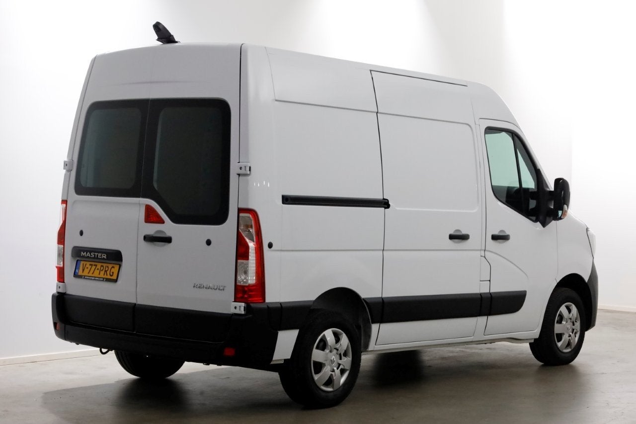 Renault Master T35 2.3 dCi 135pk L1H2 Comfort Airco/Camera/C, Auto's, Voorwielaandrijving, 135 pk, Gebruikt, Euro 6