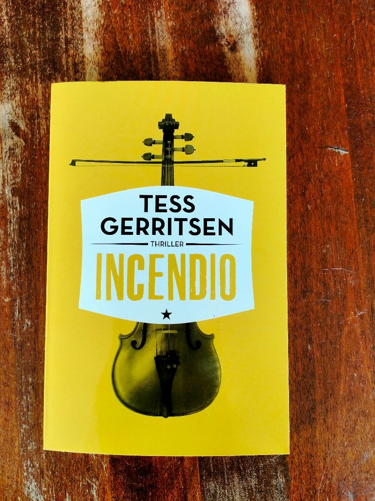 Tess Gerritsen - Incendio (Thriller), Tess Gerritsen, Ophalen of Verzenden, Zo goed als nieuw, Nederland