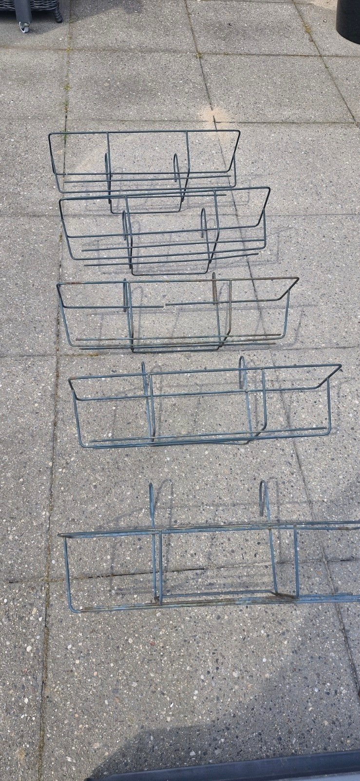 Metalen 5 st bloembak houders voor balkon of tuin, Gebruikt, Minder dan 30 cm, Ophalen of Verzenden, Balkon