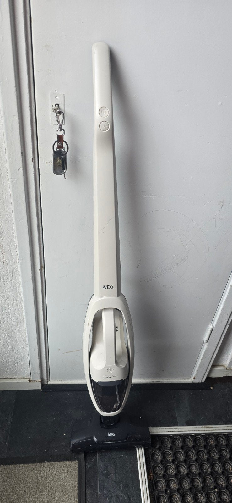 AEG Draadloze 2-in-1 Stofzuiger - Gebruikt (zonder oplader), Ophalen, Gebruikt, Draadloos, Reservoir
