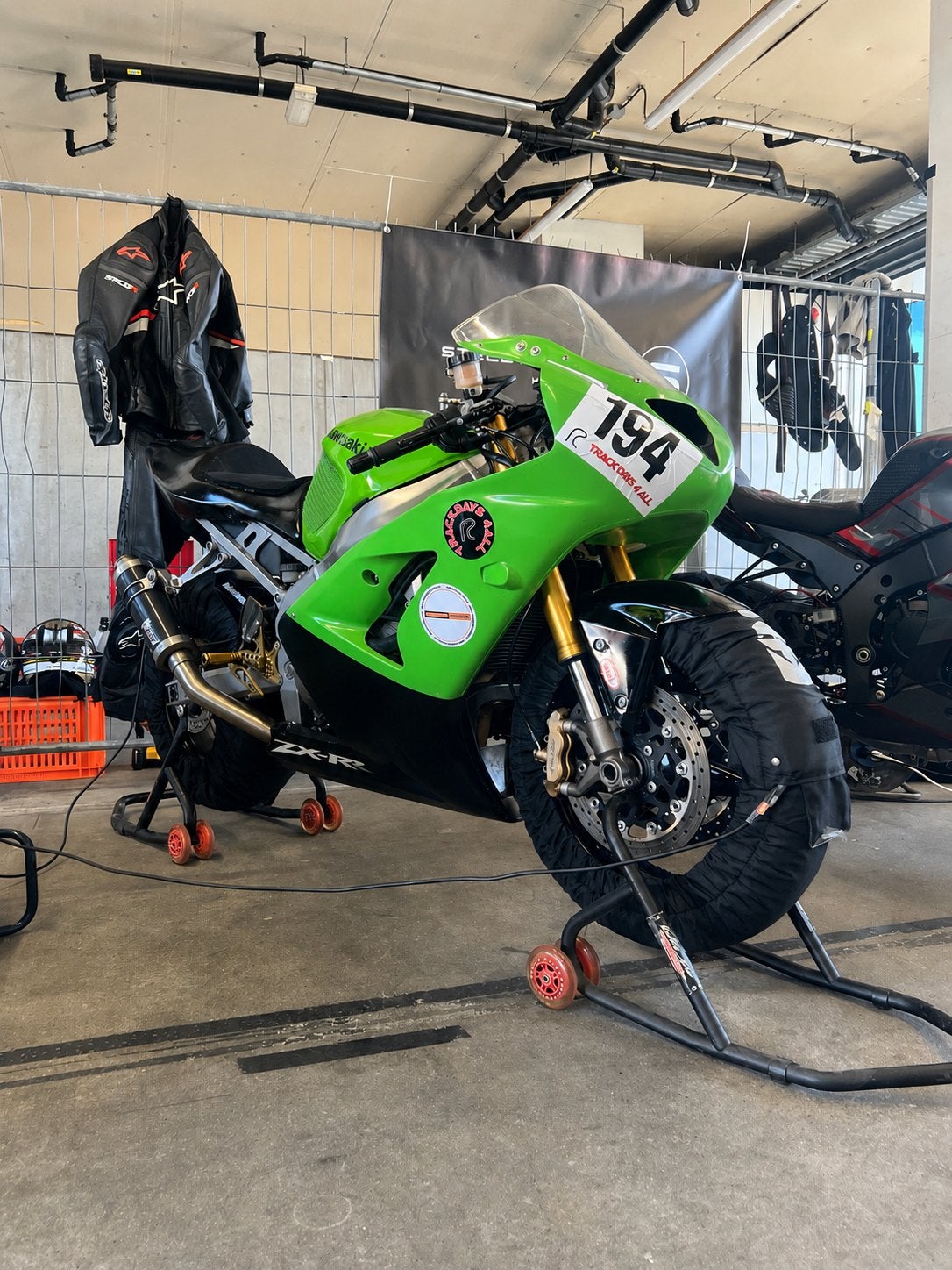 Kawasaki ZX6R 2005 Circuitmotor, Particulier