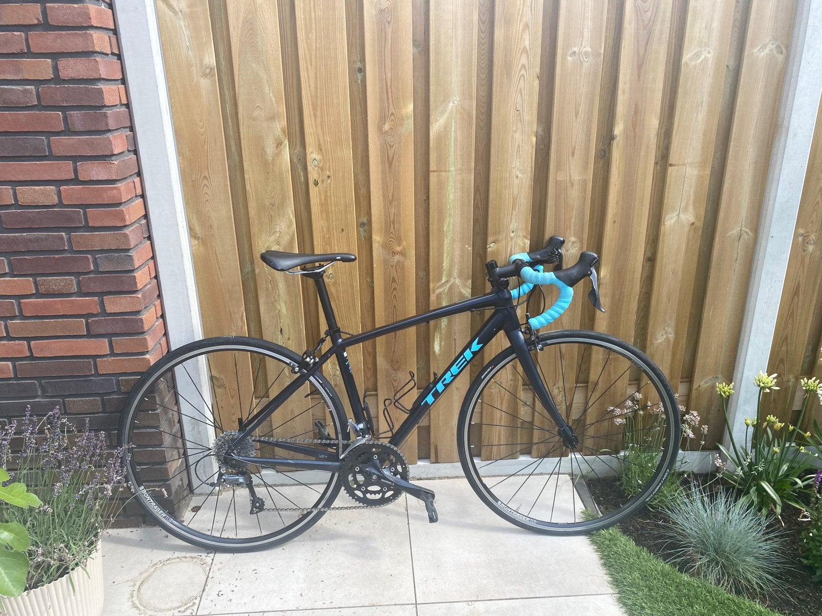 Racefiets Trek Domane AL 2 framemaat 47, Fietsen en Brommers, Fietsen | Racefietsen, Gebruikt, Aluminium, Minder dan 49 cm, 15 tot 20 versnellingen