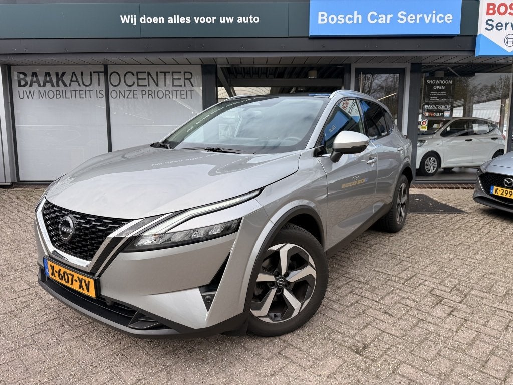 Nissan QASHQAI 1.3 MHEV X N-Connect | Panodak | 360 camera, 12 maanden, Euro 6, Origineel Nederlands, Zilver of Grijs