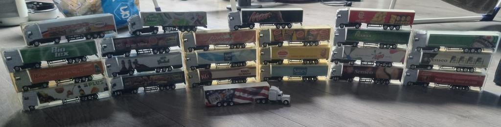 Verzameling van 23 Reclametrucks (Miniatuur), Ophalen of Verzenden, Zo goed als nieuw