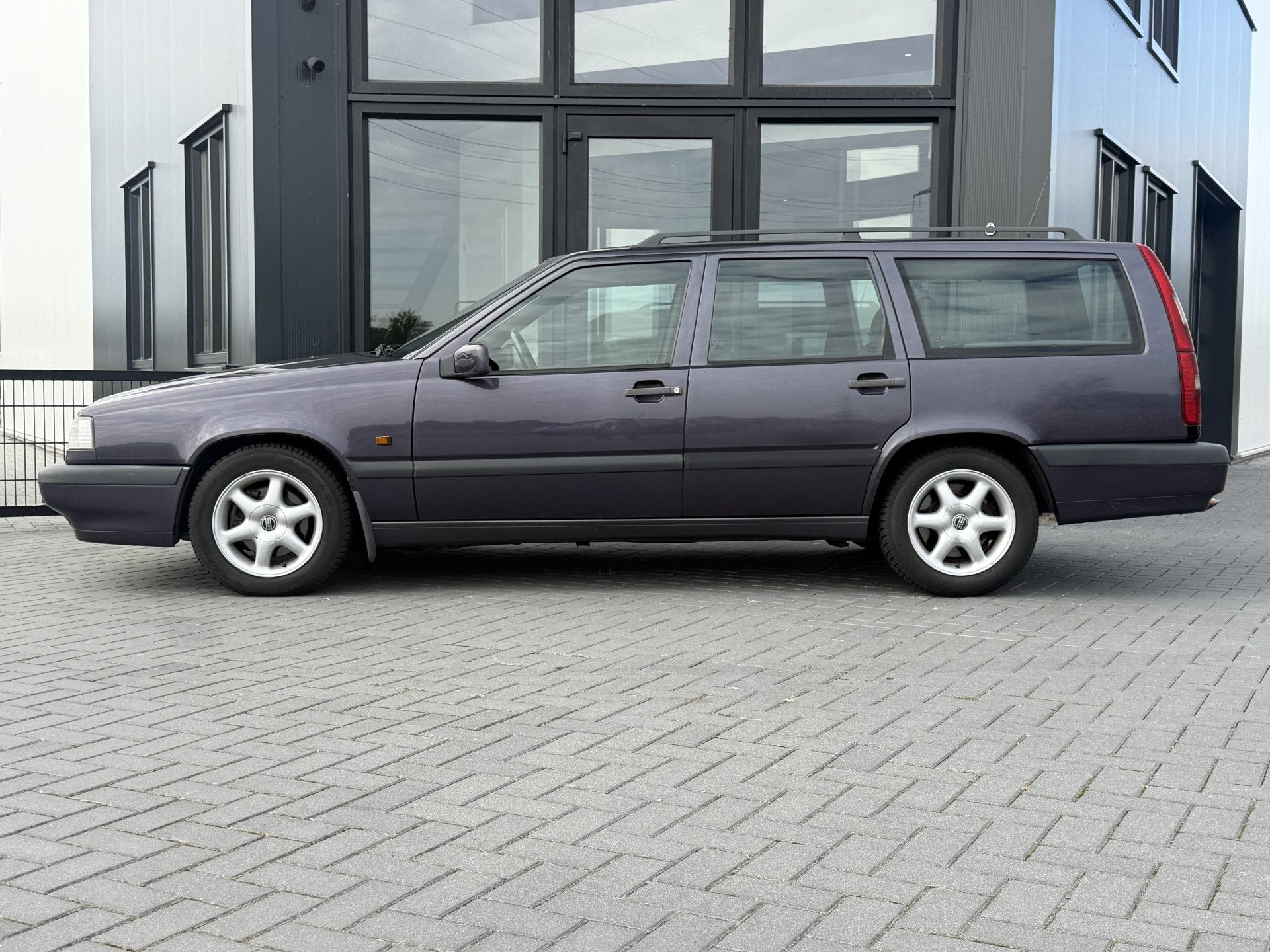 Volvo 850 2.5 Luxury-Line Super rijden | Nwe APK Okt 2028! |, foto 2