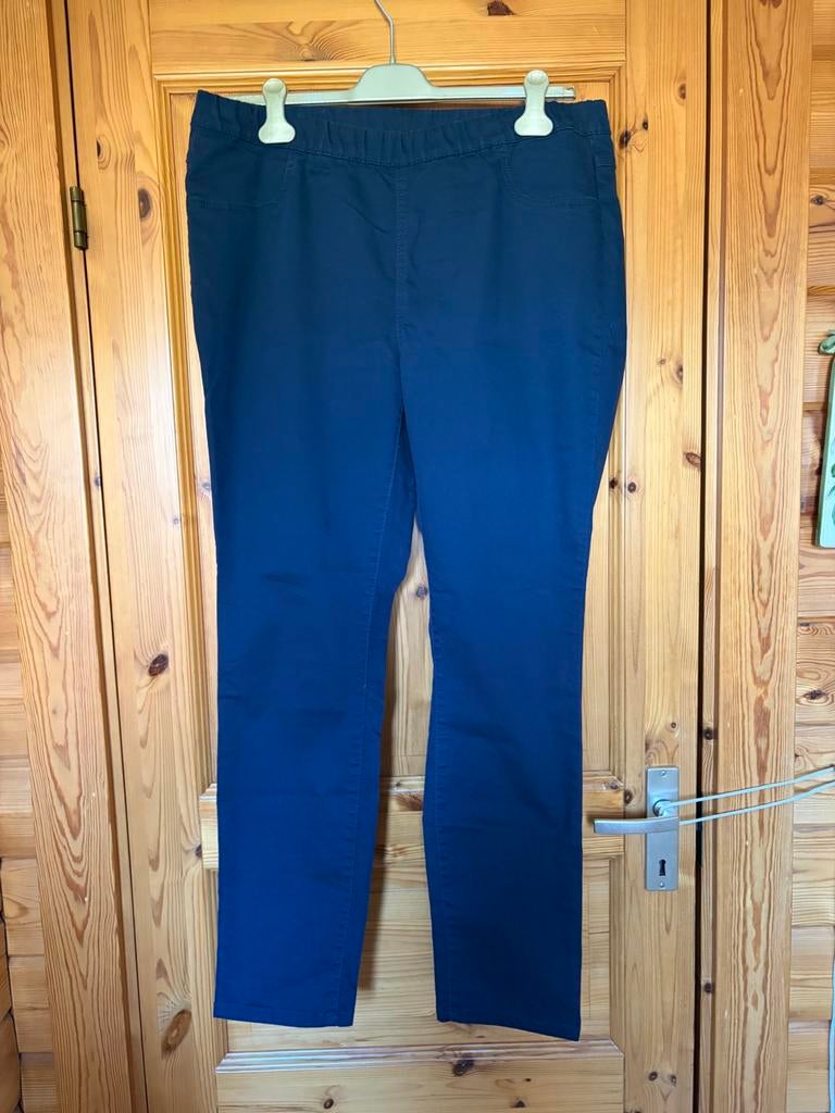 Elastiek maat 42 blauw lang strech rits zijkant taille 42/52, Ophalen of Verzenden, Zo goed als nieuw, Blauw, Broek of Spijkerbroek