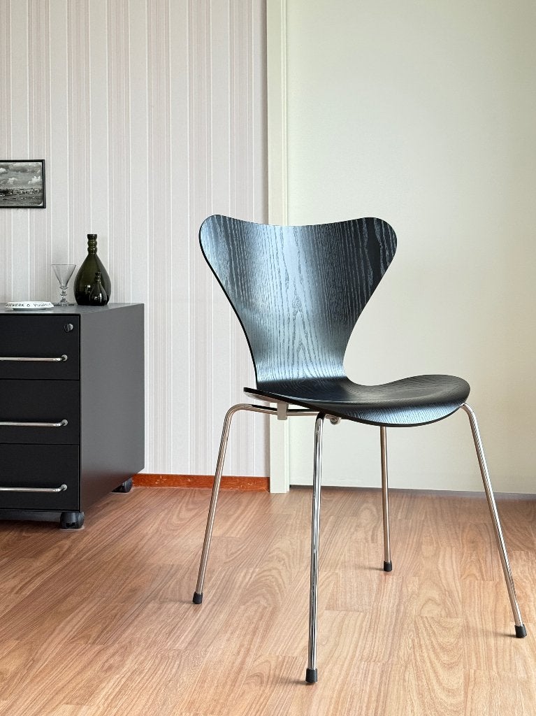 Vinderstoel serie 7 model 3107 (ontwerp Arne Jacobsen 1955), Ophalen, Gebruikt, Zwart, Deens design
