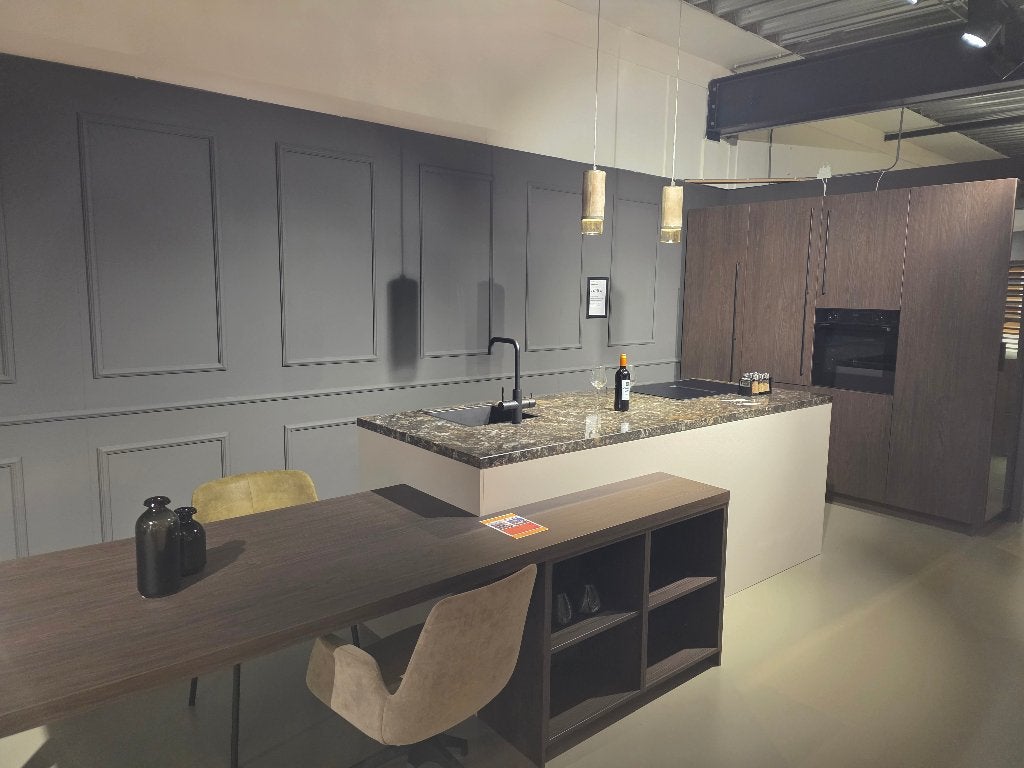 Exclusieve Ballerina keuken met composiet en Bosch apparaten