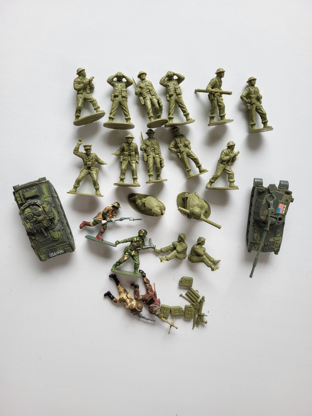 Vintage plastic soldaatjes en militaire voertuigen, Ophalen of Verzenden, Gebruikt
