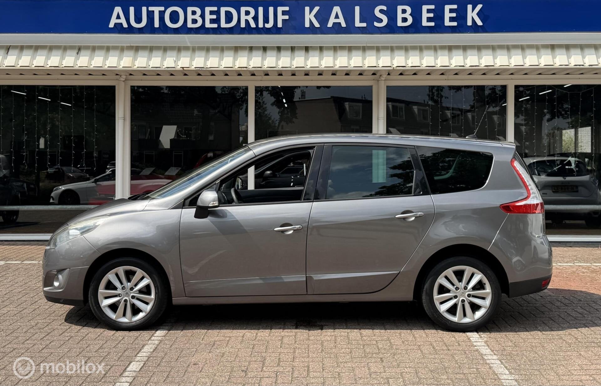 Renault Grand Scenic 1.4 TCE Privilege|Clima|Cruise|Trekhaak, Voorwielaandrijving, Gebruikt, 4 cilinders, Handgeschakeld