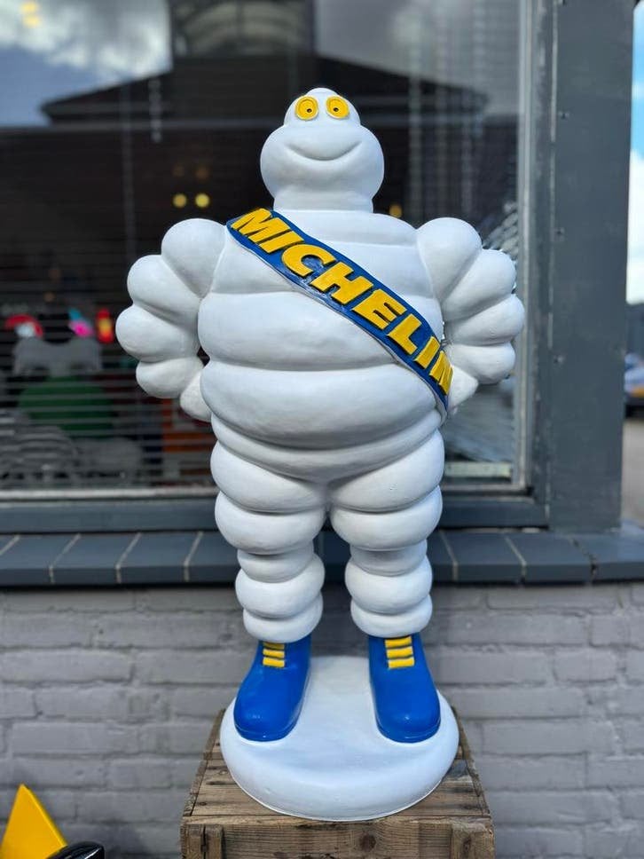 Grote Michelin Bibendum Beeld - Decoratie Garage/Mancave, Verzamelen, Ophalen, Gebruiksvoorwerp, ., Zo goed als nieuw