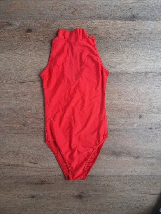 Rode turnpakje/gympakje van Arabesque, maat 4, Ophalen, Arabesque, Zo goed als nieuw, Maat 36 (S)