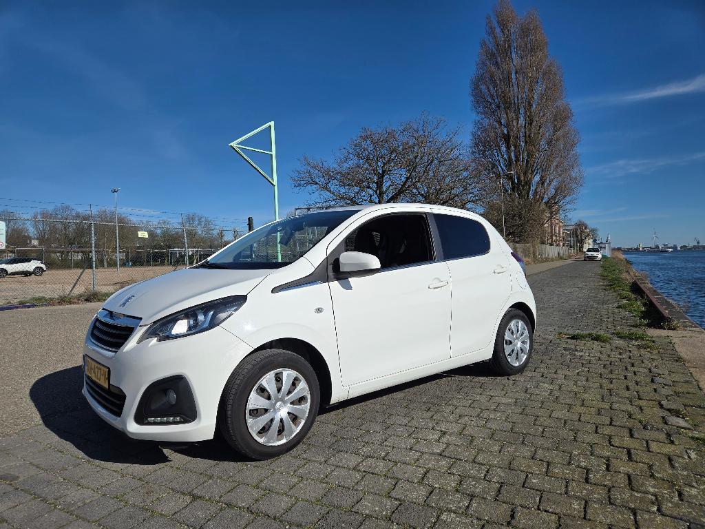 Peugeot 108 automaat! 1.0 12V E-vti 68PK 5DR Aut5 2017 Wit, Stof, Euro 6, 4 stoelen, Wit