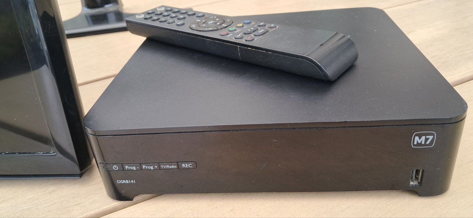 Te koop Samsung TV en M7 Box canaal digitaal, Ophalen of Verzenden