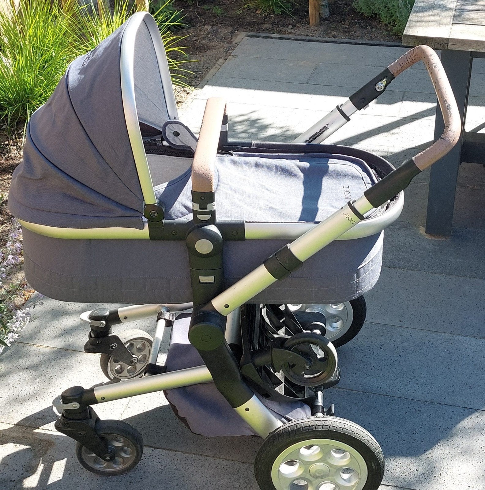 Mooie Joolz Day kinderwagen met accessoires, Kinderen en Baby's, Gebruikt, Met reiswieg, Ophalen, Kinderwagen
