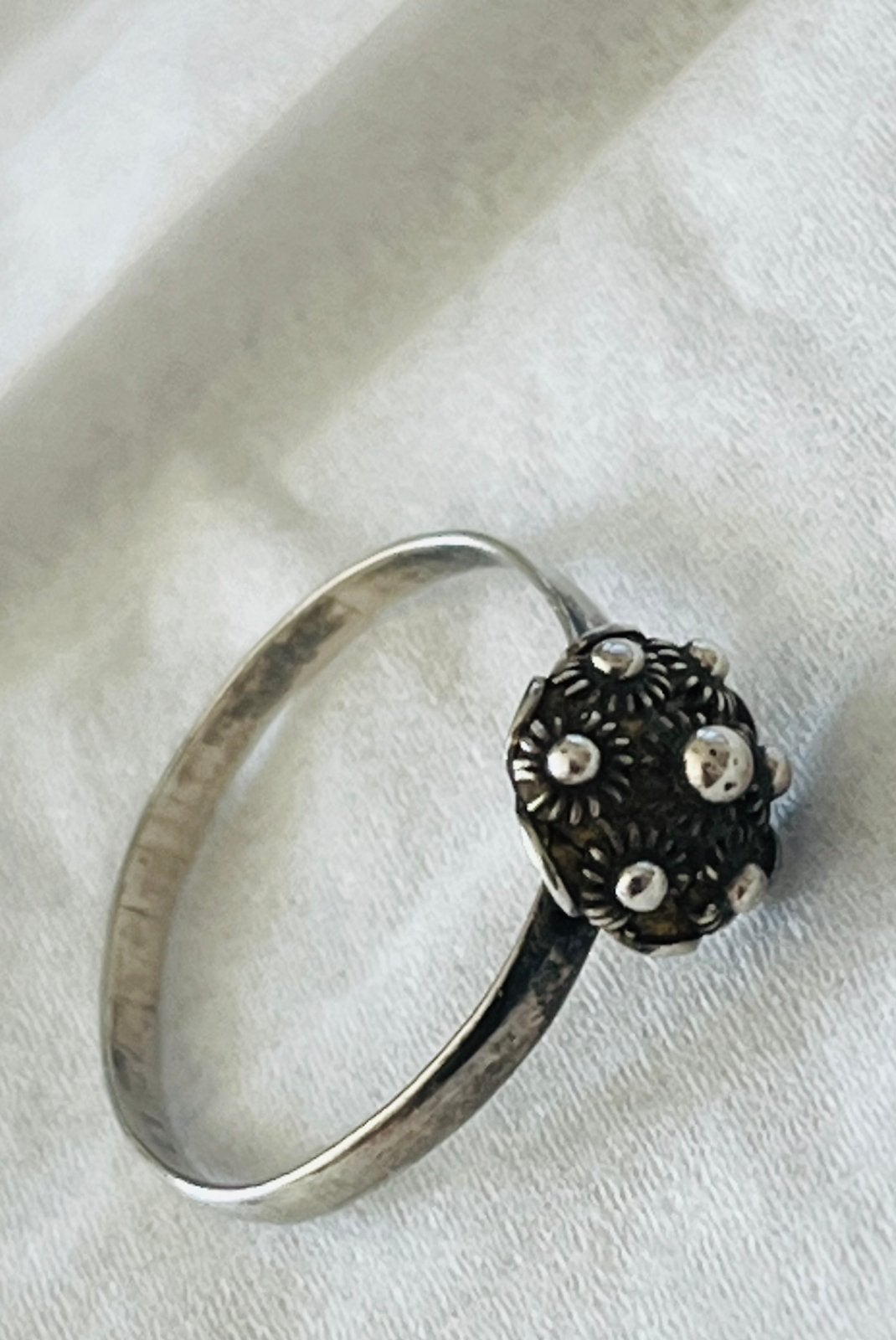 Oude zeeuwse knop zilveren  925 ring 20 mm gekeurd, Verzenden, Zo goed als nieuw, Zilver, Dame