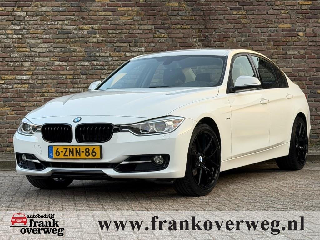 Bmw 3-SERIE 320I EXECUTIVE SPORT Automaat Navi Prof Leer, Automaat, Achterwielaandrijving, 4 cilinders, Wit