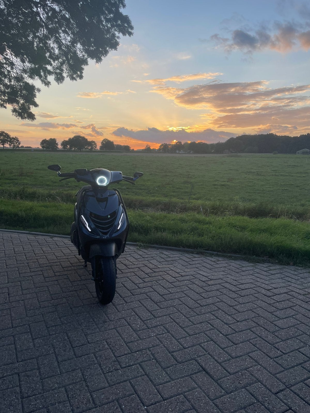 Zip 4t e5 2023, Ophalen, Zo goed als nieuw, Benzine, Zip