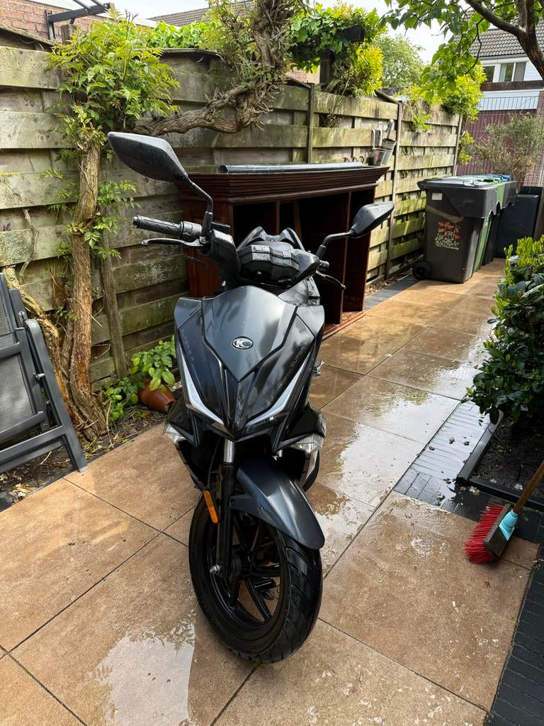 Kymco scooter met elektrische starterknop, Ophalen of Verzenden, Zo goed als nieuw, Benzine, Kymco