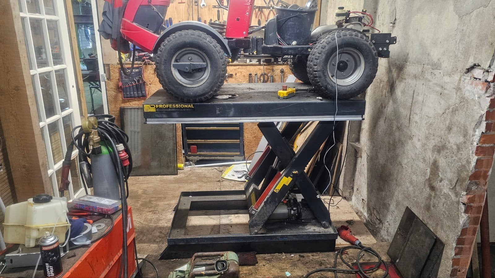 Robuuste heftafel voor bv zitmaaier 380 volt, Ophalen, Gebruikt