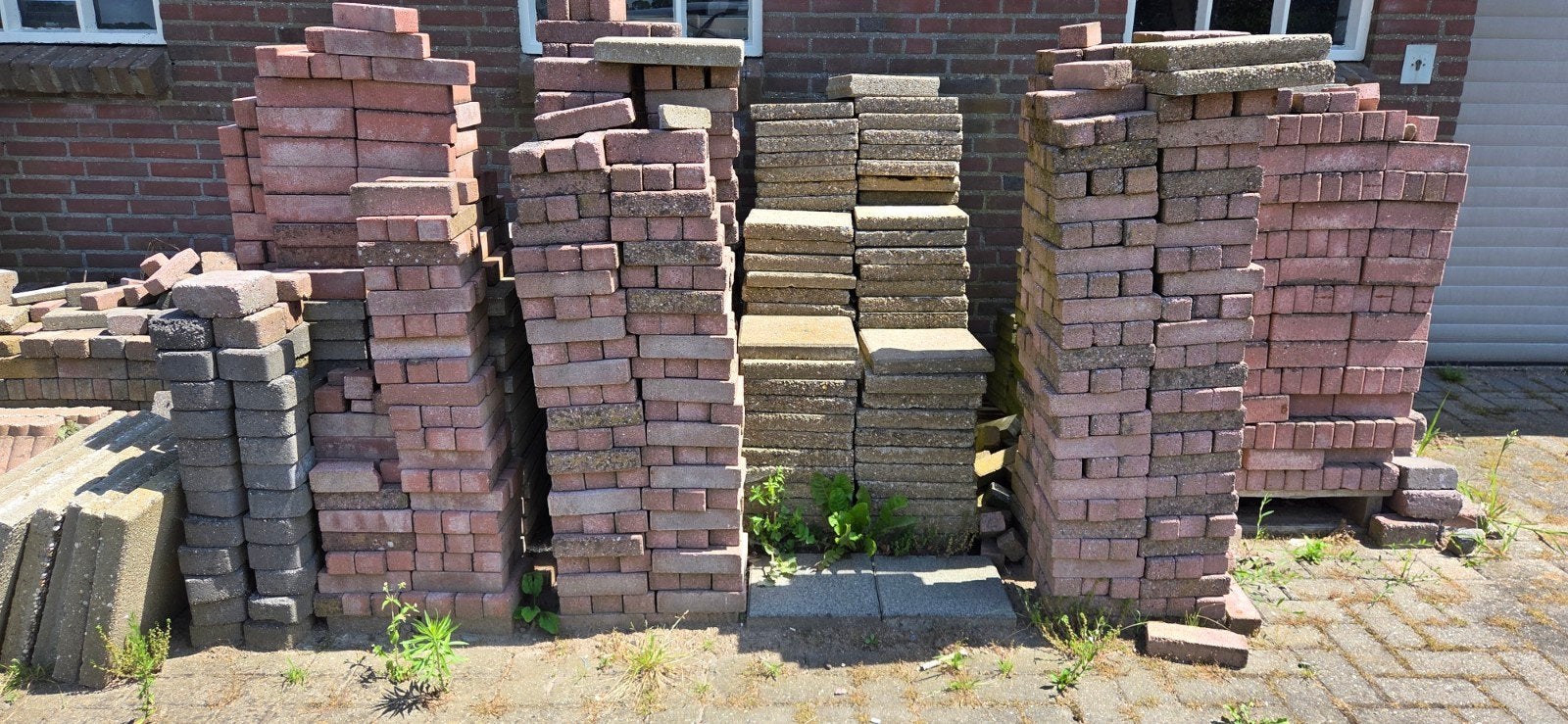 Rode klinkers, terrastegels en opsluitbanden, Ophalen, Gebruikt, Beton, Klinkers