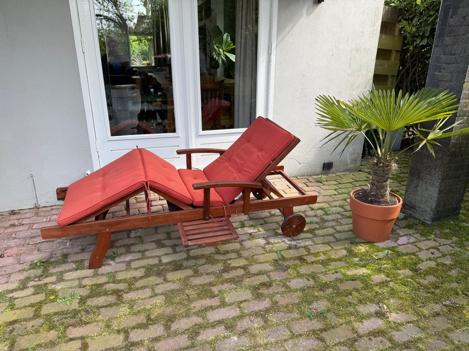 Houten ligbed, Ophalen, Zo goed als nieuw, Hout