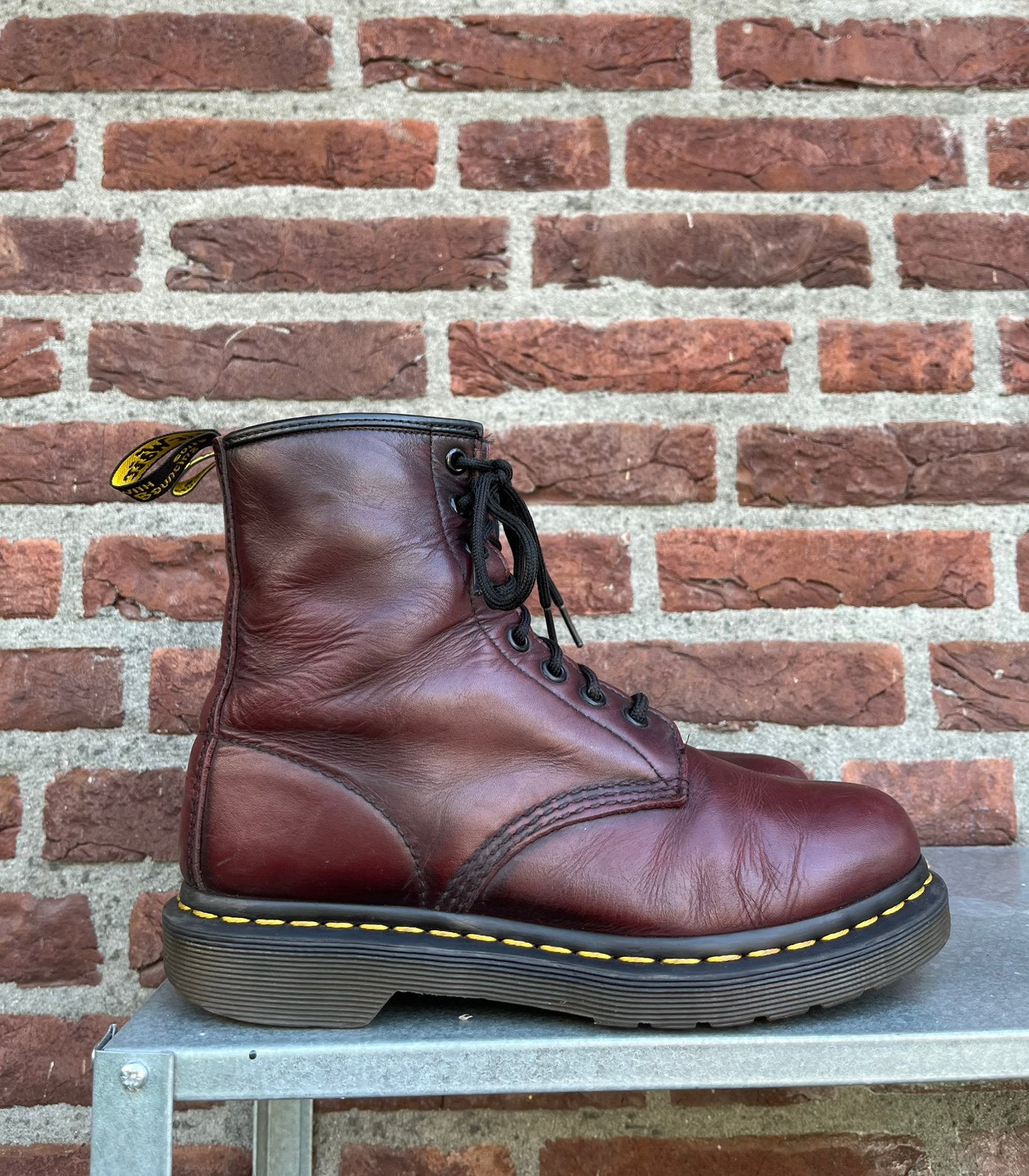 Dr. Martens 1460 Cherry red + black maat 38, Dr. Martens, Docs, Docs, Lage of Enkellaarzen