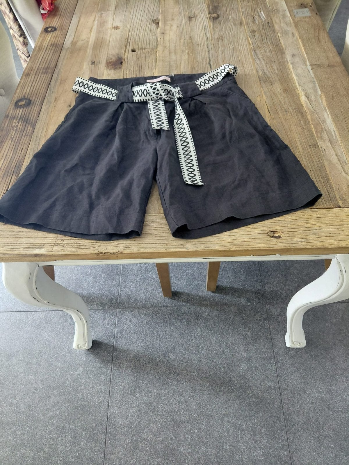 Studio anneloes linnen short maat s als nieuw dames, Ophalen of Verzenden, Zo goed als nieuw, Maat 38/40 (M), Kort