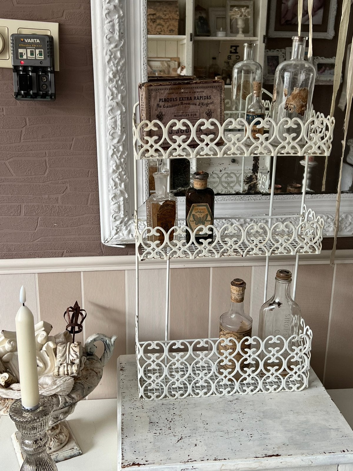 Een brocante badkamerrek, Antiek en Kunst, Ophalen of Verzenden