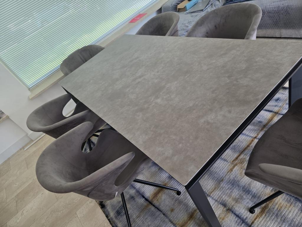 Goossens Elina Keramische Eettafel 200x100 cm, Overige materialen, 100 tot 150 cm, Ophalen of Verzenden, Zo goed als nieuw