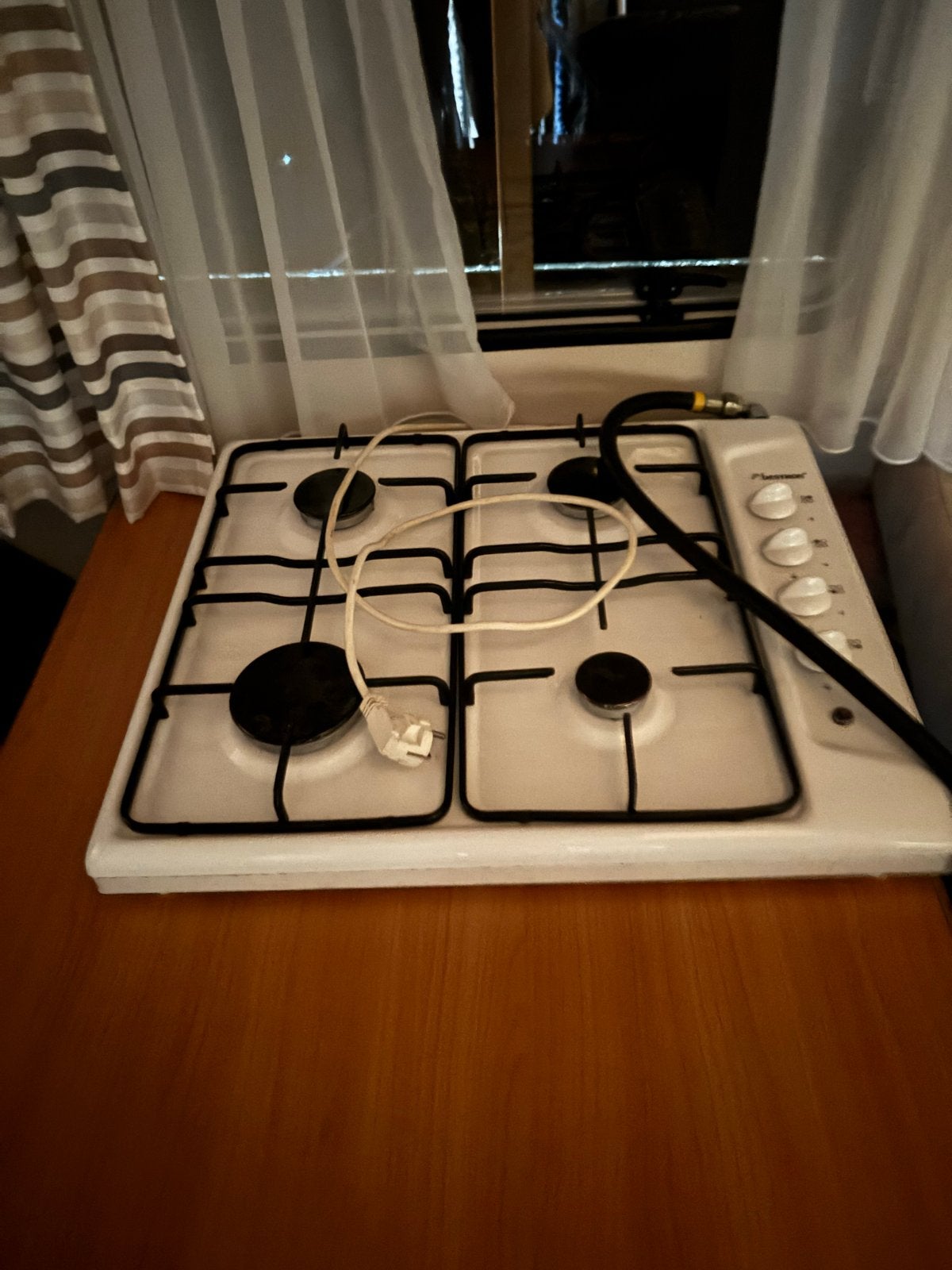 Compact gasfornuis met 4 kookzones, Witgoed en Apparatuur, Fornuizen, Ophalen, Gebruikt, Minder dan 85 cm, 4 kookzones
