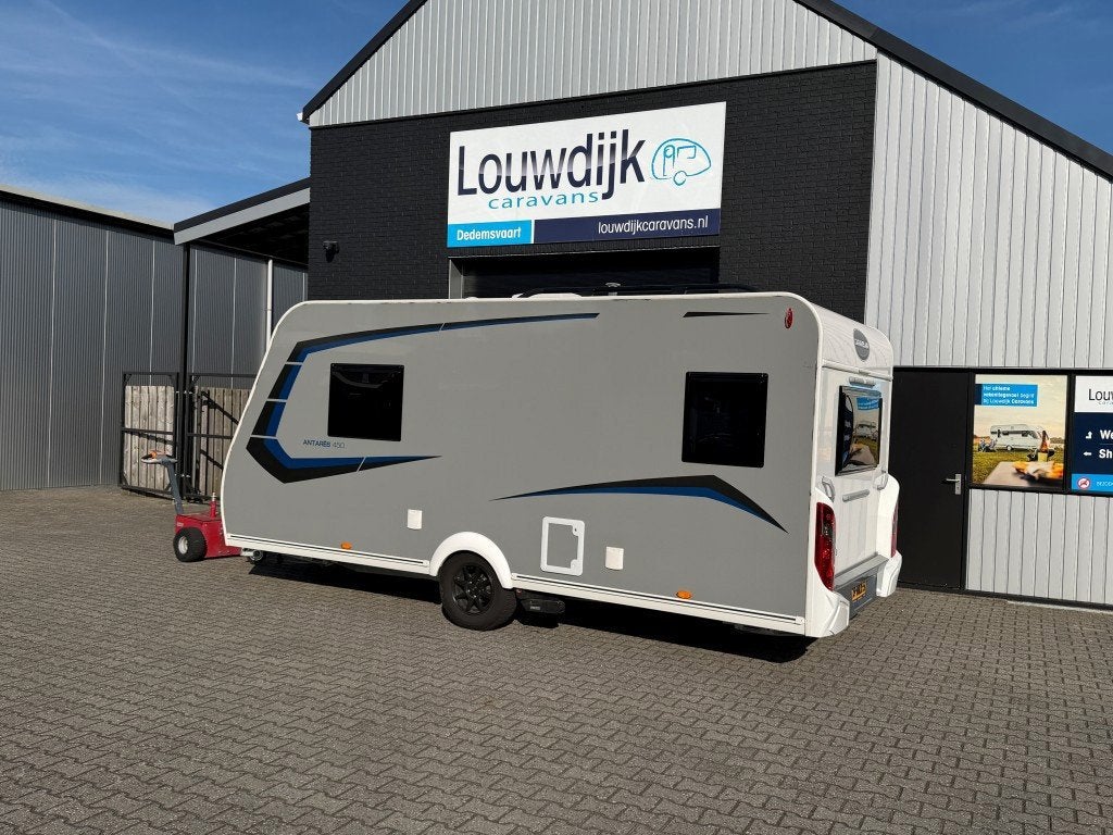 Foto 3 van CARAVELAIR Antares 450 Titanium ’24 (Enkele Bedden, Mover)
