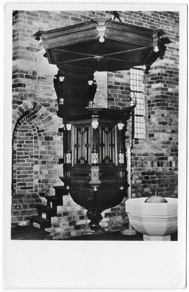Oldeberkoop Kansel en Doopvont Ansichtkaart ( B6761), Ophalen of Verzenden, 1960 tot 1980, Gelopen