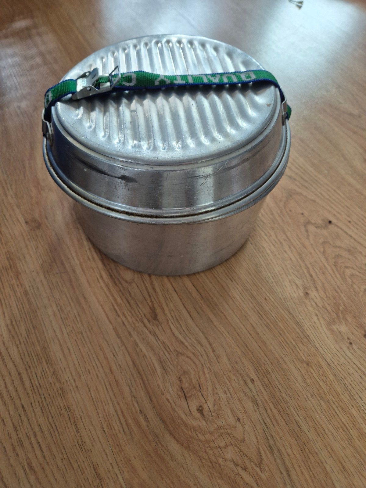 afwasset voor camping en  aluminium pannenset, Ophalen, Gebruikt