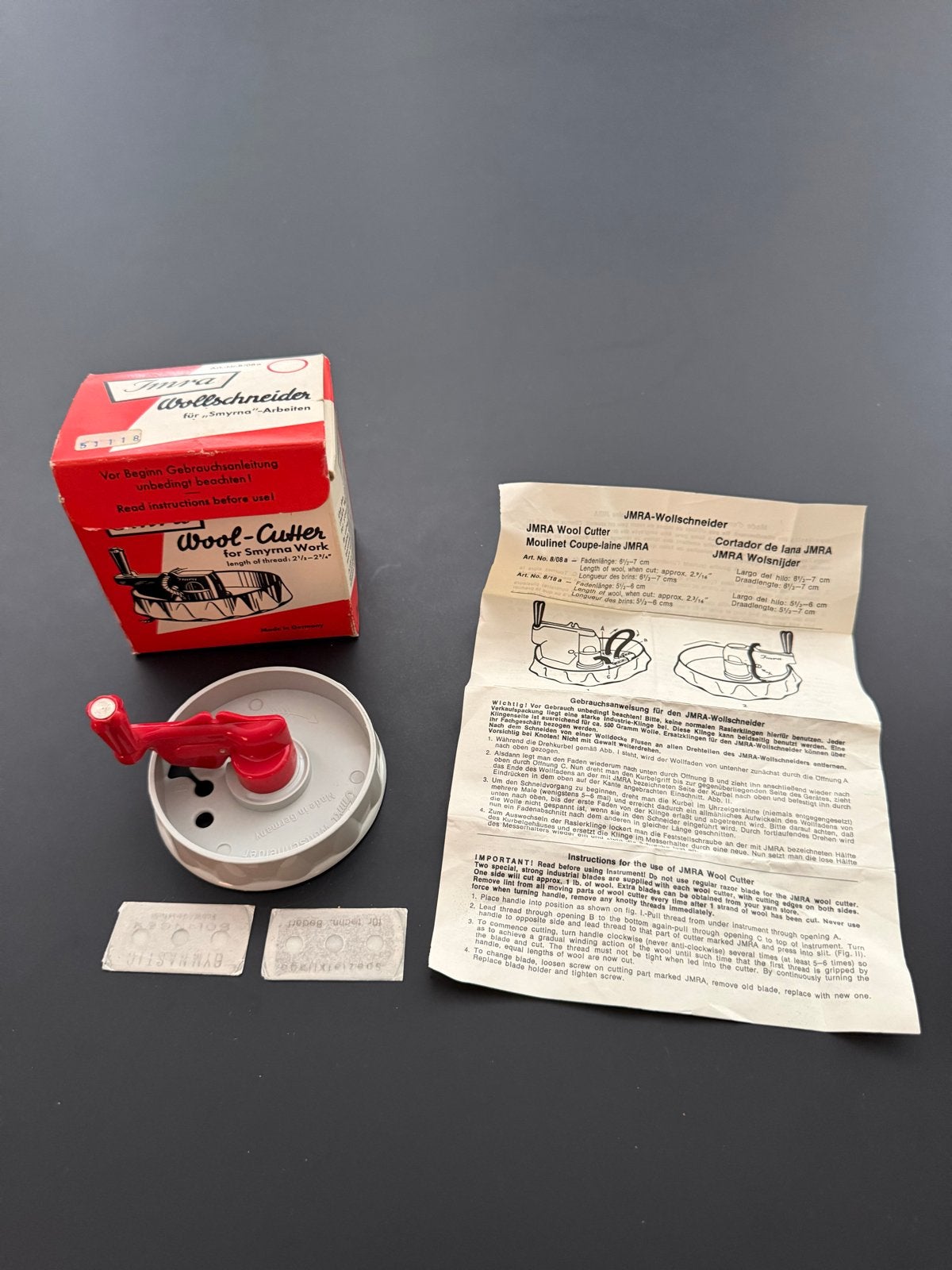 Vintage JMRA Wolsnijder voor Smyrna- en knoopwerk, Geschikt voor snijden, Gebruikt, Gereedschap of Toebehoren, Meerkleurig