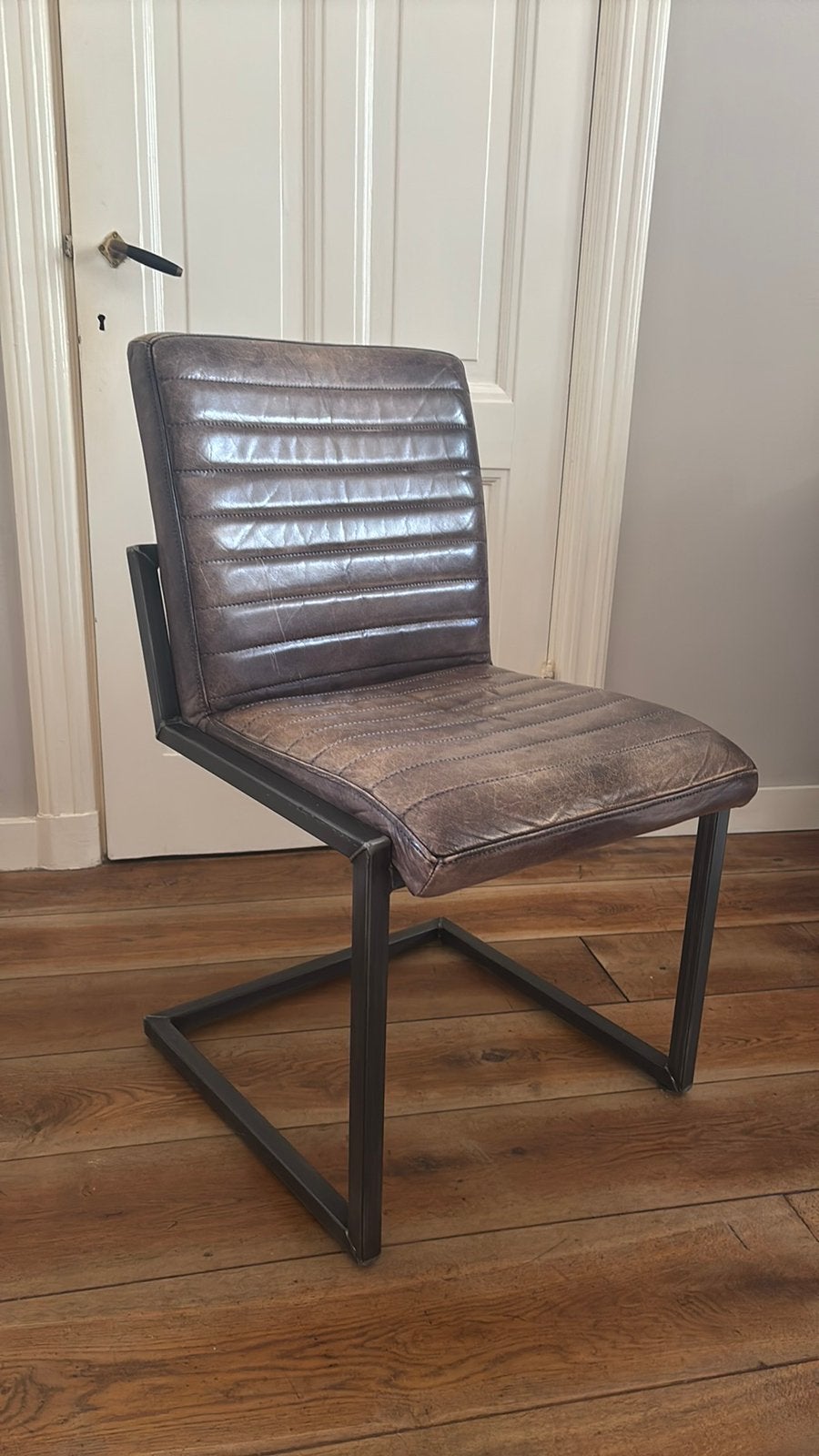 6 industriële eetkamerstoelen, Huis en Inrichting, Stoelen, Ophalen, Zo goed als nieuw, Bruin, Vier