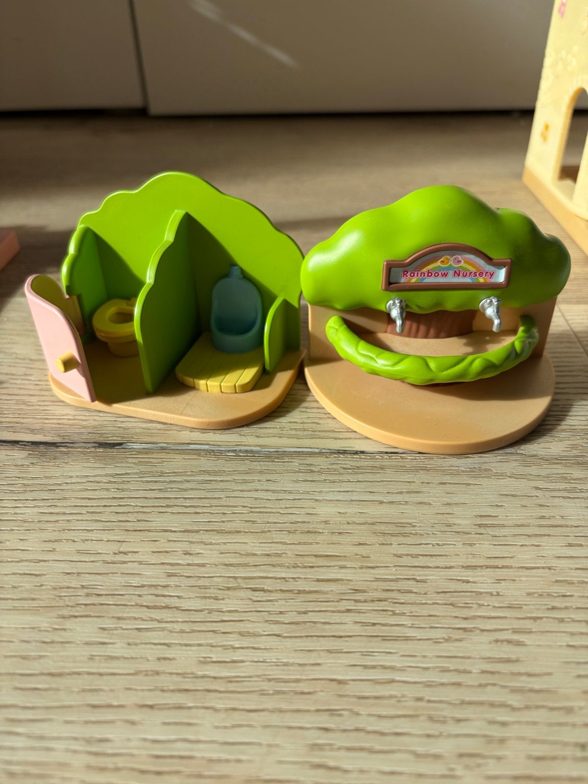 Sylvanian Families Rainbow Nursery speelset toilet, Ophalen of Verzenden, Gebruikt, Jongen of Meisje